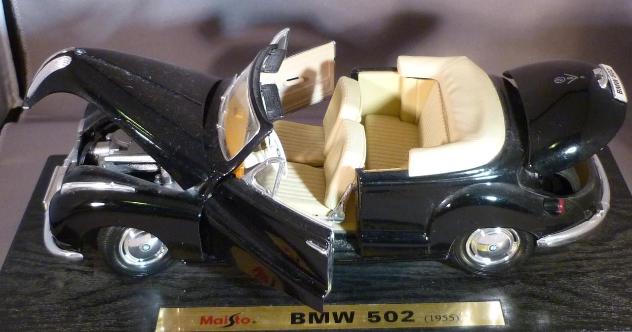 Modelauto BMW 502 metaal