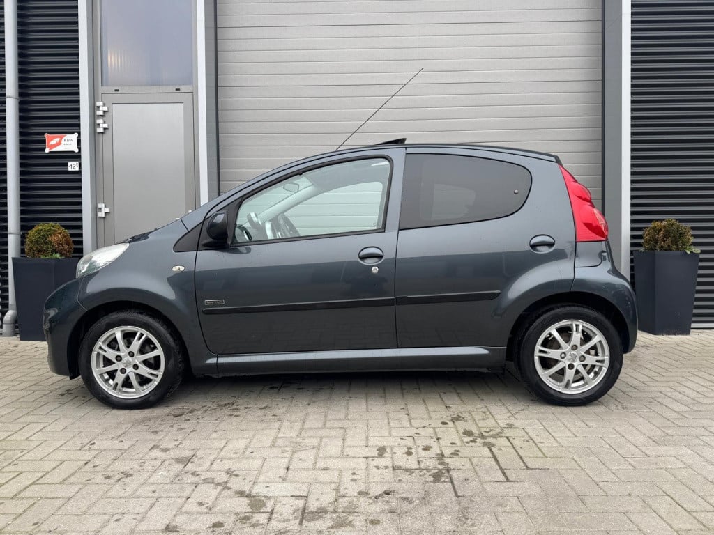 Peugeot 107 1.0-12v sportium/1e eigenaar/airco/schuifdak