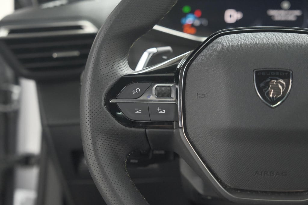 Peugeot 2008 hybrid 136 e-dsc6 gt | 360 camera | adaptieve cruise control |