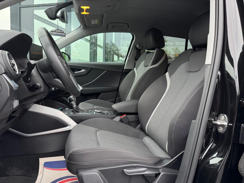 Audi Q2 35 tfsi sport * black pack * keyless * matrix led * stoelverwarming
