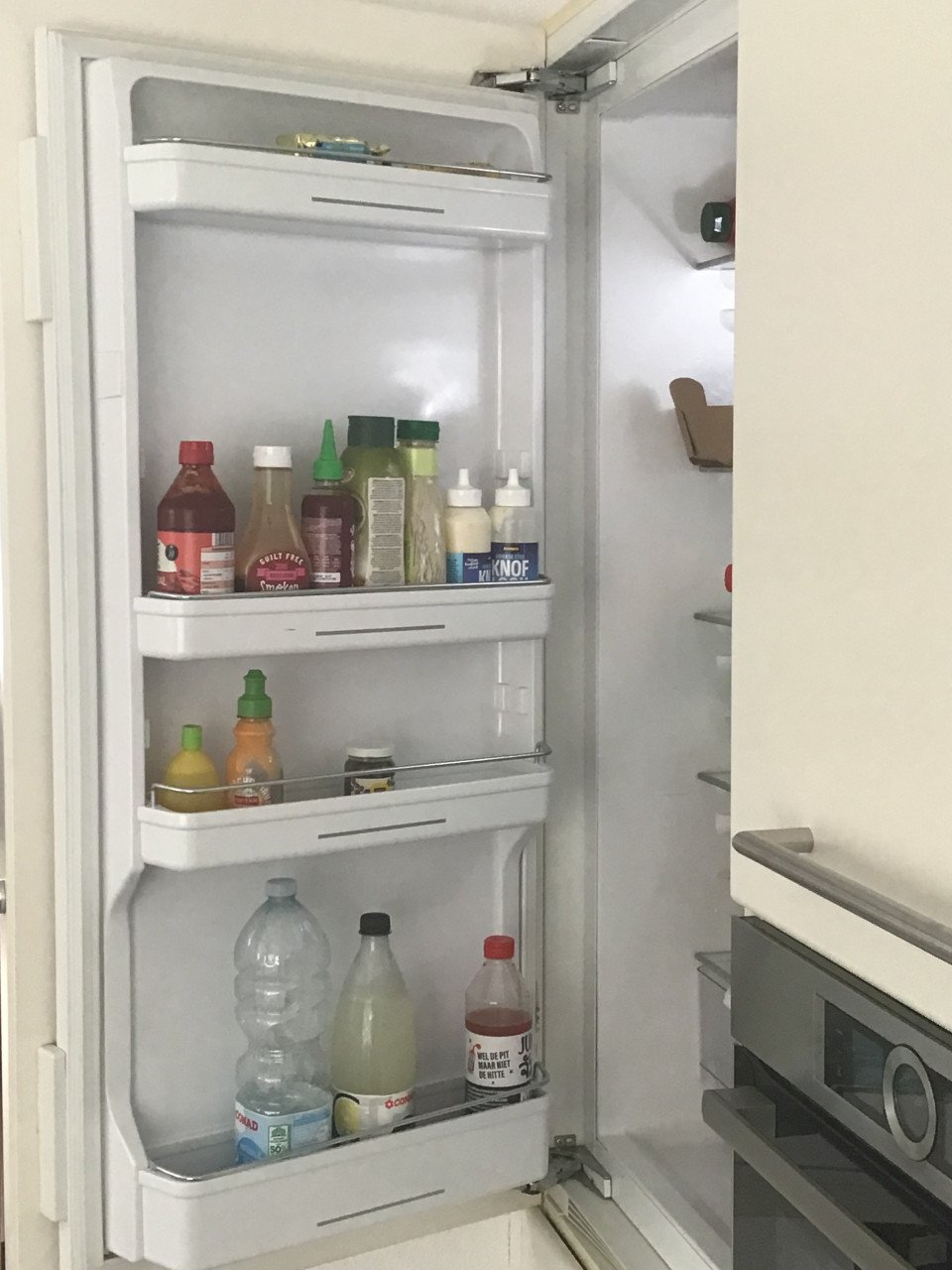 Mooie, greeploze keuken, bijna gratis op te halen