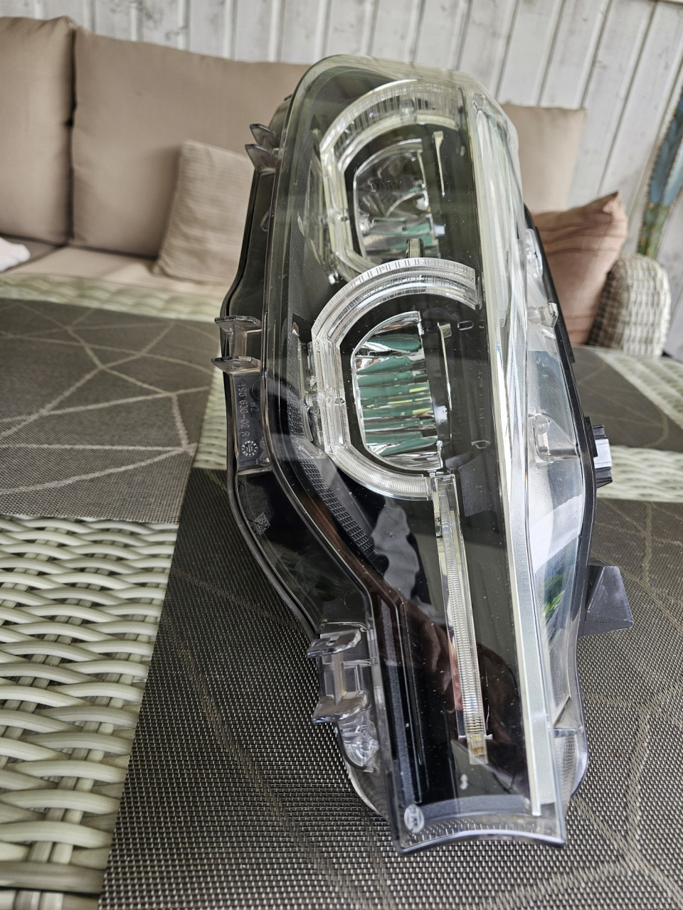 Rechter koplamp, passagierszijde, van BMW 330i 2019