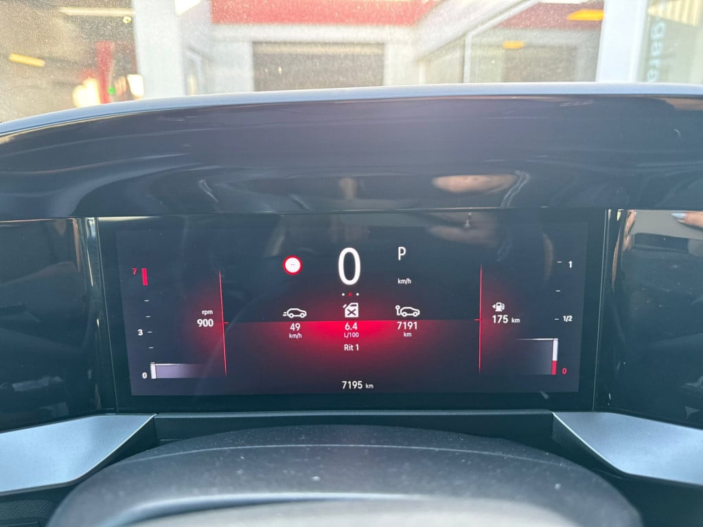 Opel Mokka 1.2 turbo gs black pack (model 2025)