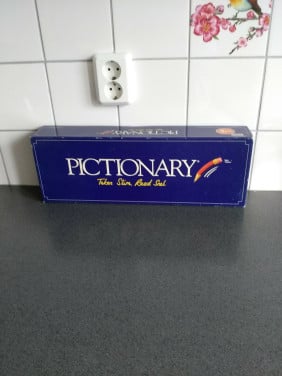 Gezelschapsspel pictionary