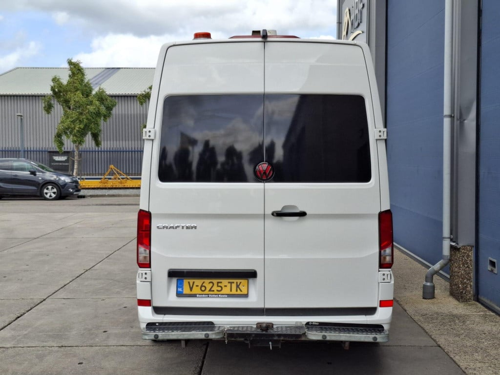 Volkswagen Crafter 35 2.0 tdi l3h3 highline airco / cruise controle / navi 