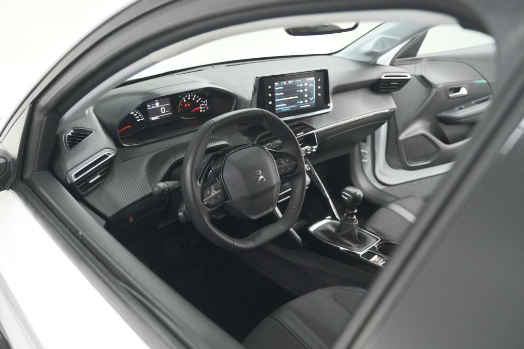 Peugeot 208 puretech 100 pk allure | apple carplay | parkeersensoren | lich