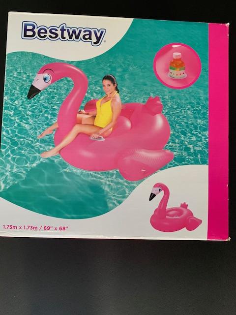 SUPER GROTE OPBLAASBARE FLAMINGO XXL. ( NIEUW IN DOOS )