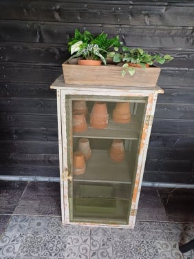 Brocante vliegenkast