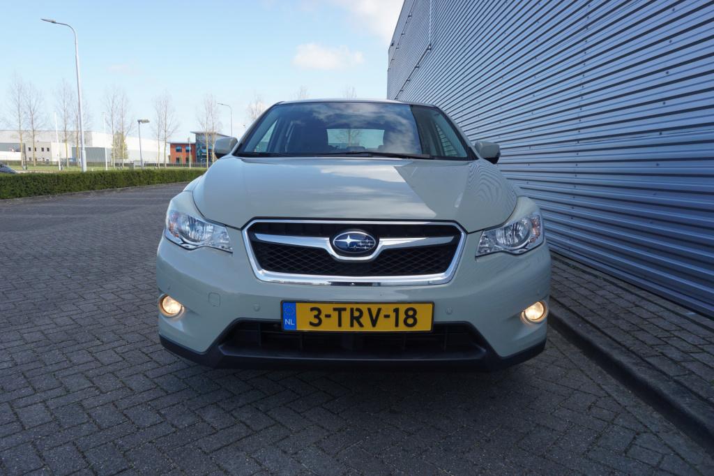 Subaru Xv 2.0i luxury awd airco / navi / cruise / camera / leder / parkeers