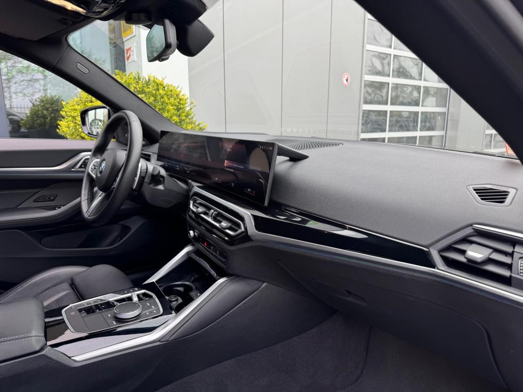 BMW 4 Serie gran coupé m440i xdrive m-sport * 360 camera * 20 inch * laserl