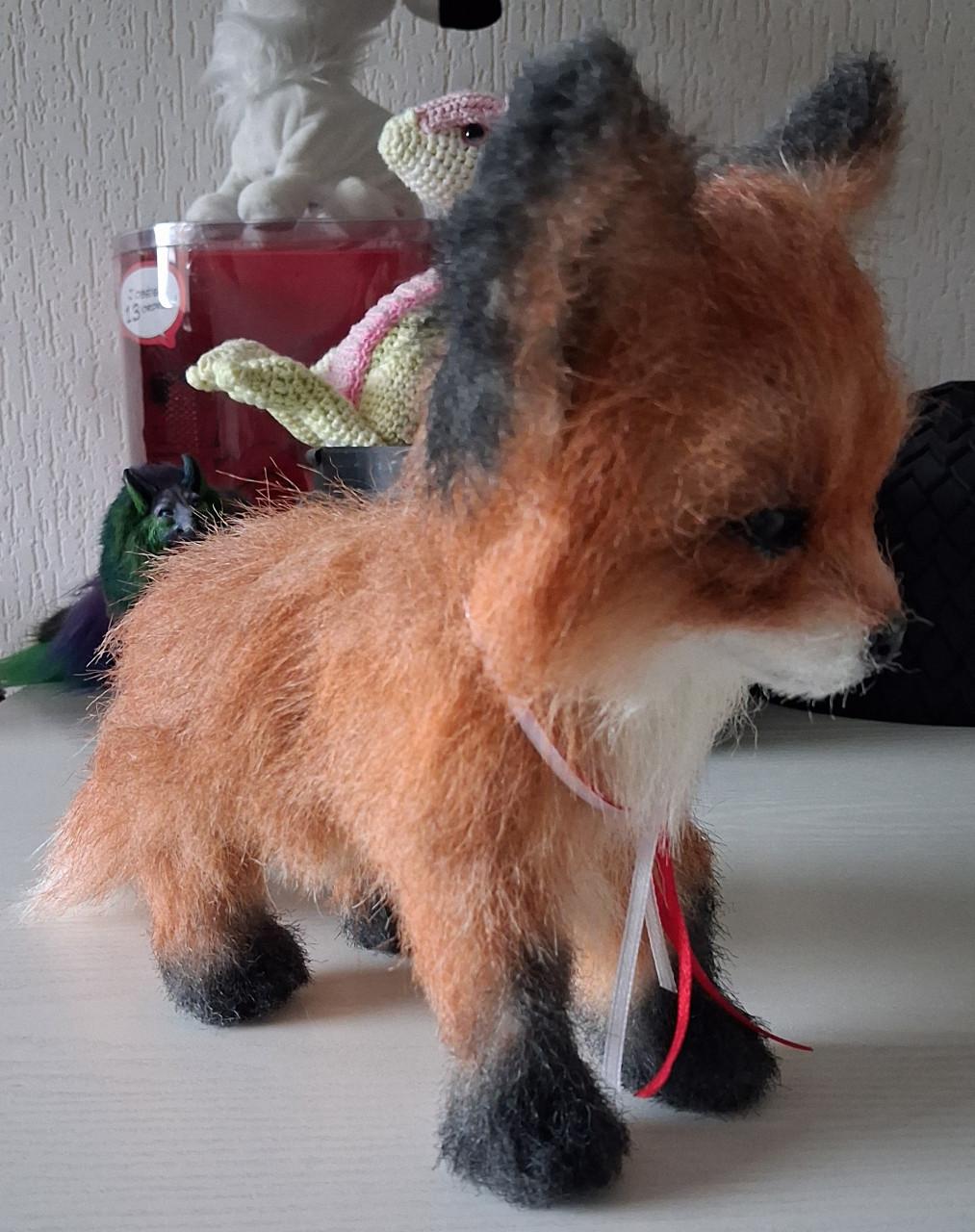 Artdoll vos, poseerbaar