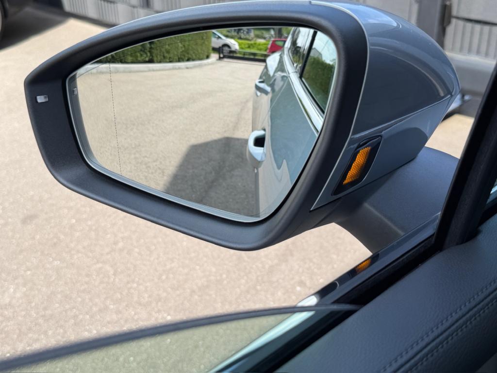 Volkswagen Tiguan 1.5 ehybrid elegance 204pk | panoramadak | trekhaak | 20"