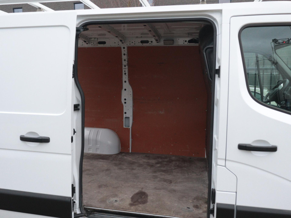 Opel Movano 2.3 turbo l1h1 | navigatie | camera | climate control | imperia