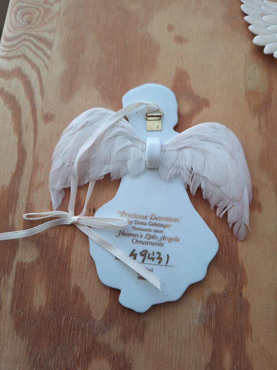 Engelen van porselein.  Verzamel item