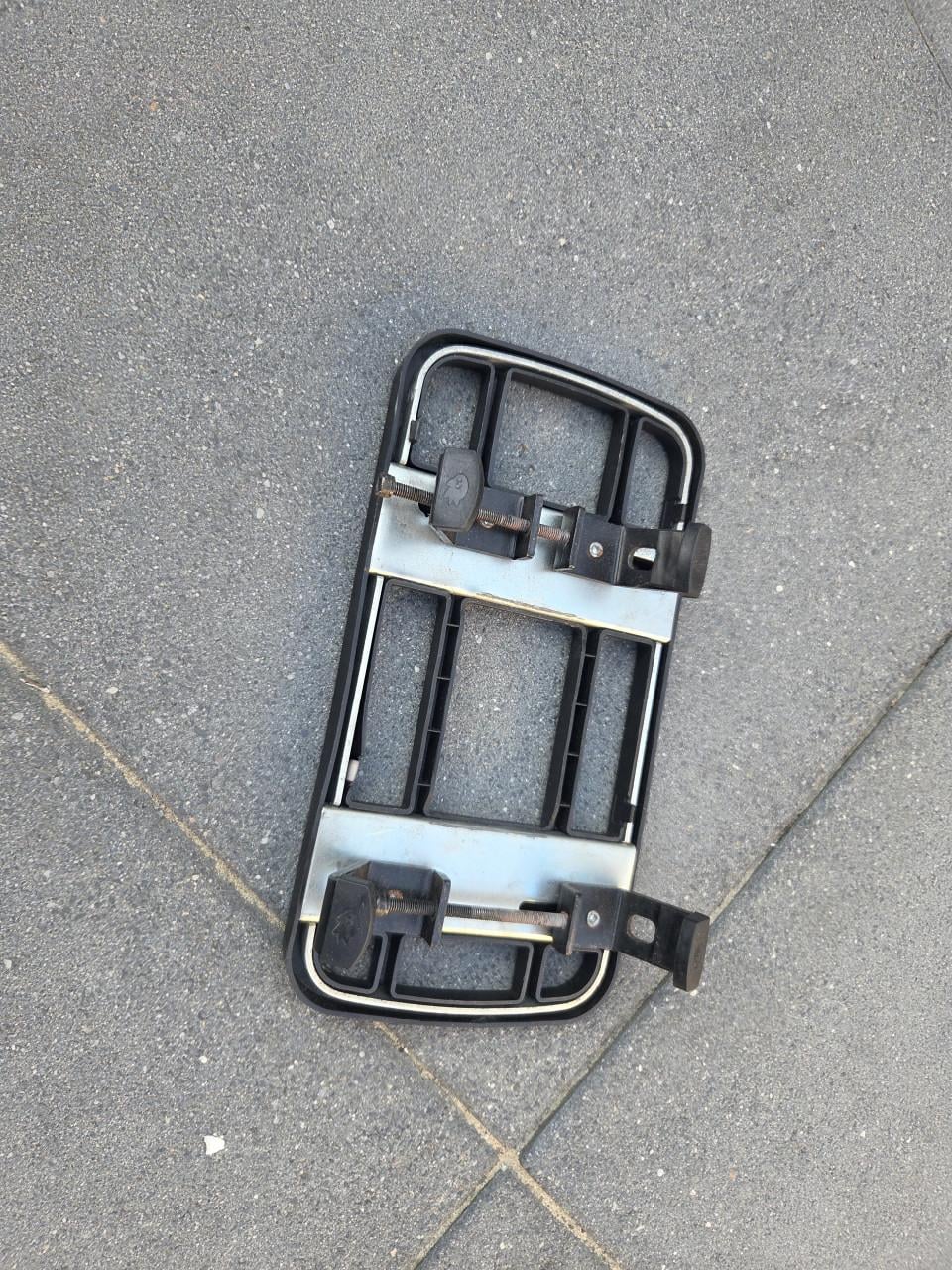 Yepp Maxi EasyFit fietsstoeltje met adapter