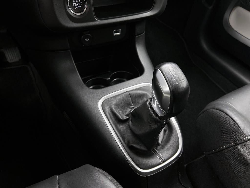 Citroen C3 83 pk shine | rijklaar | comf seats | camera achter |