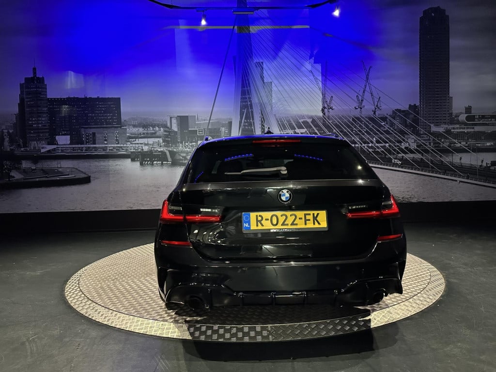 BMW 3-serie touring 320i high executive m-pakket *pano*hud*