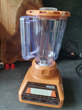 Prachtige zgan Philips Walita Blender jaren 70 in zeer goede staat...