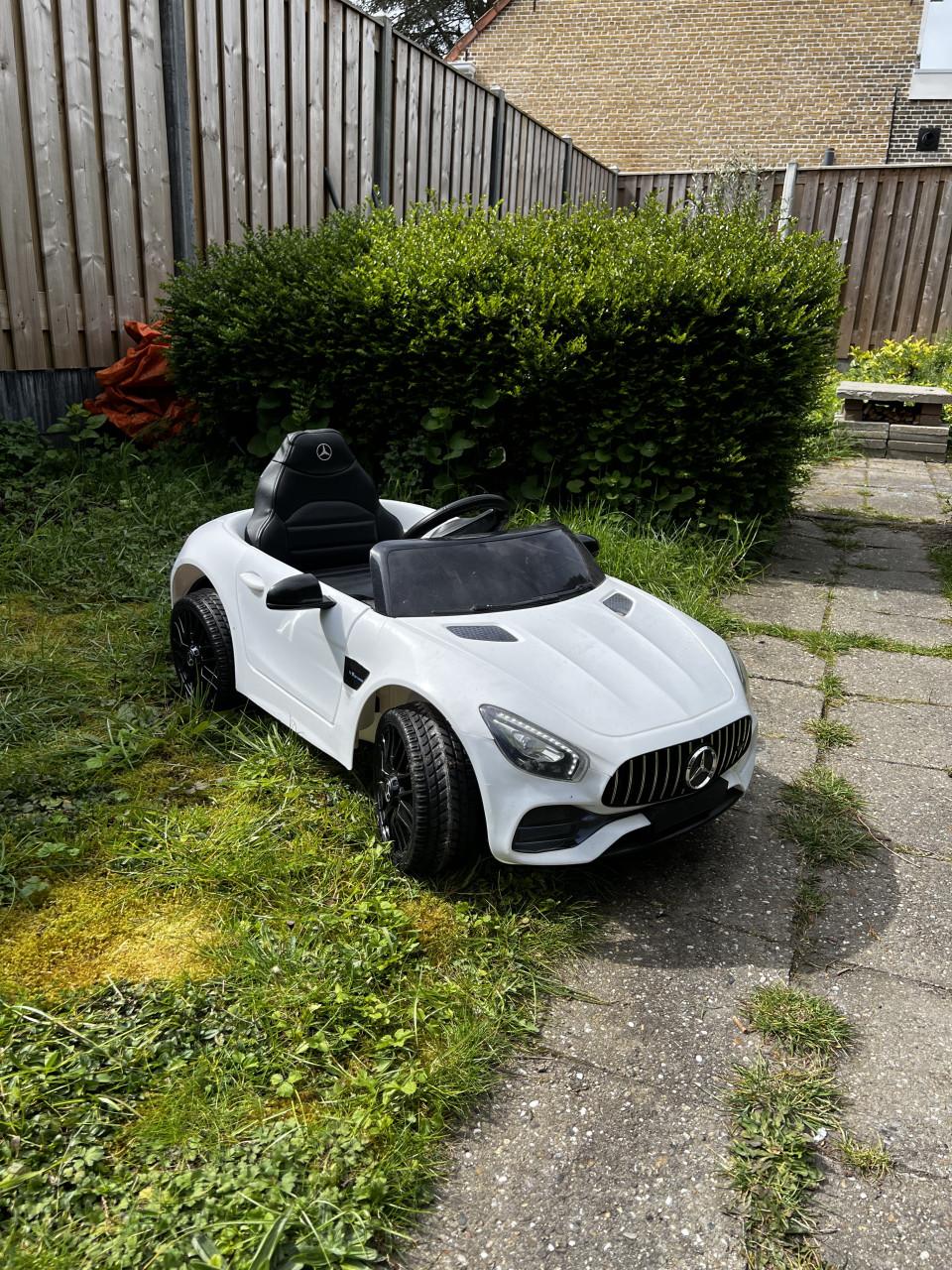 Elektrische kinderauto Mercedes-Benz GTR AMG