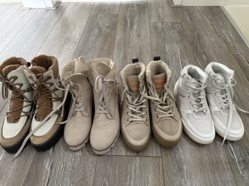 Nieuwe en amper gebruikte half hoge schoenen