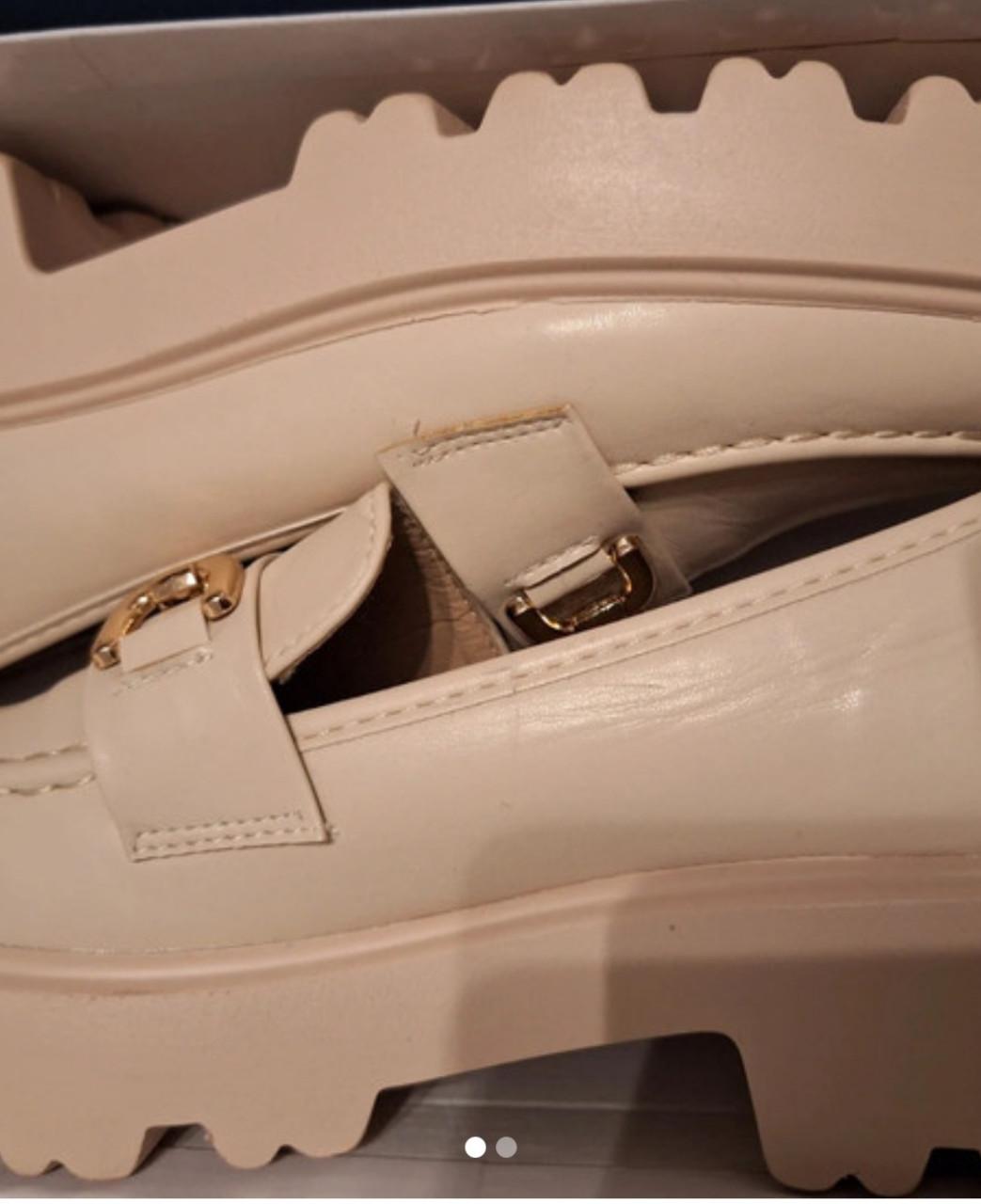 Nieuwe schoenen maat 40