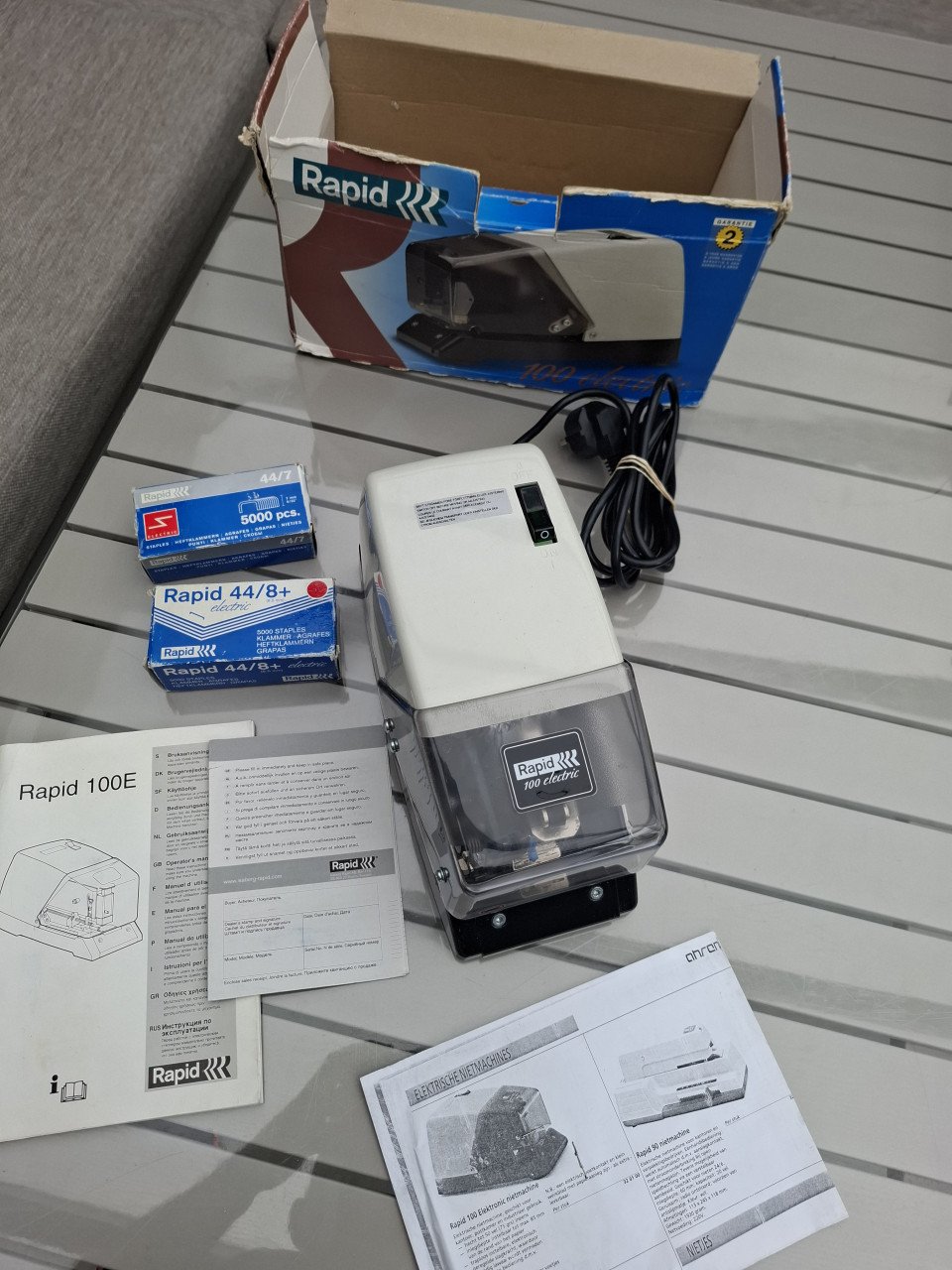 Elektrische nietmachine Rapid E100