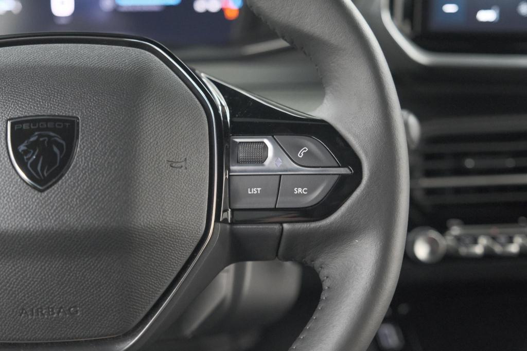 Peugeot 2008 puretech 100 allure | camera | navigatie | parkeersensoren | a