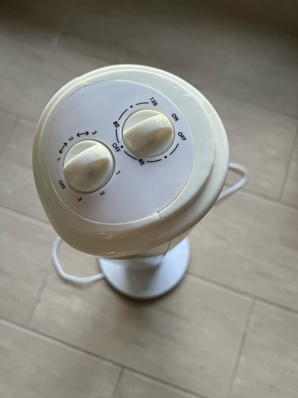 Kolomventilator wit Blokker. nog prima 15 euro.