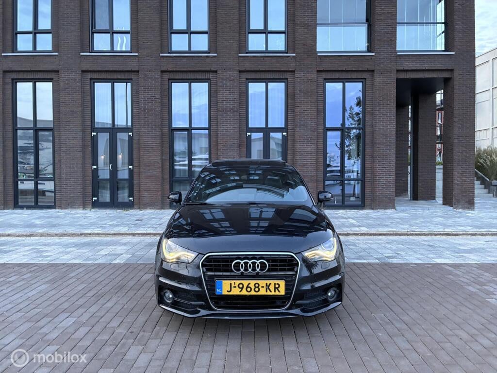 Audi A1 1.4 TFSI S-Line Panorama Automaat km205.202 Nap BJ2011