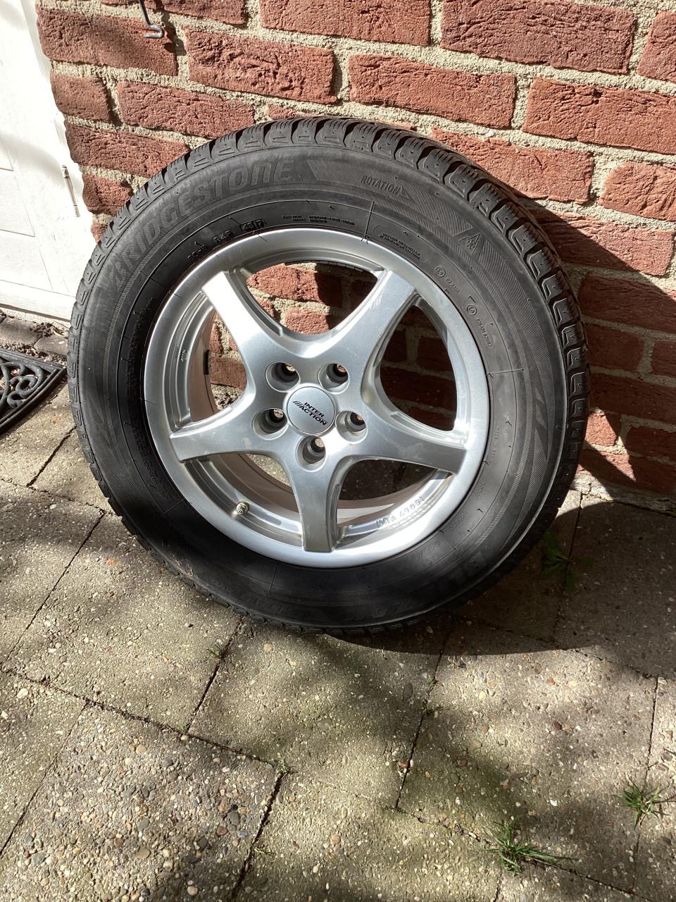 Winterbanden met siervelg nissan Qashqai