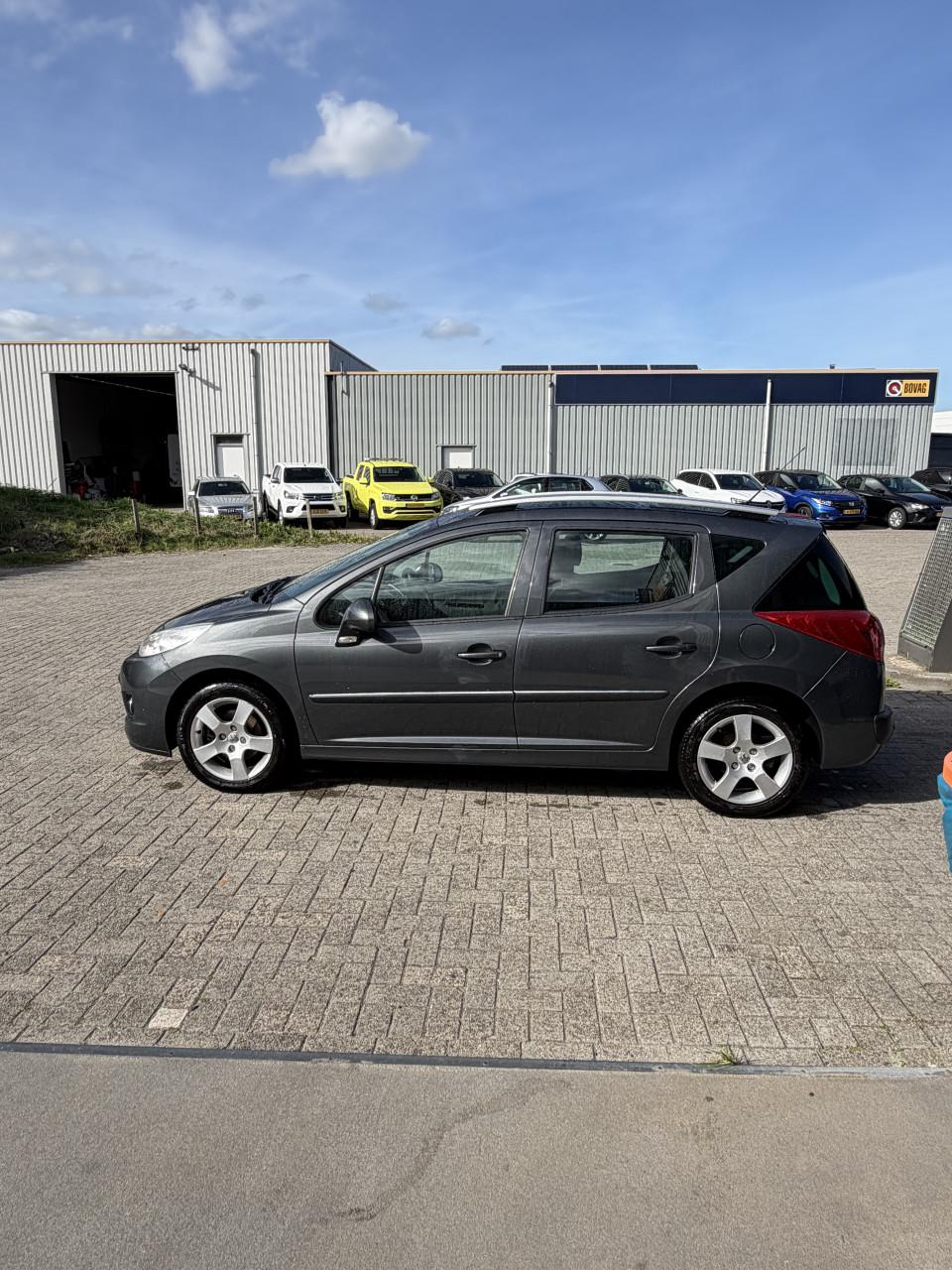 Peugeot 207 SW 1.6 VTi 123.000 KM APK 09-2027 - Lage kmstand