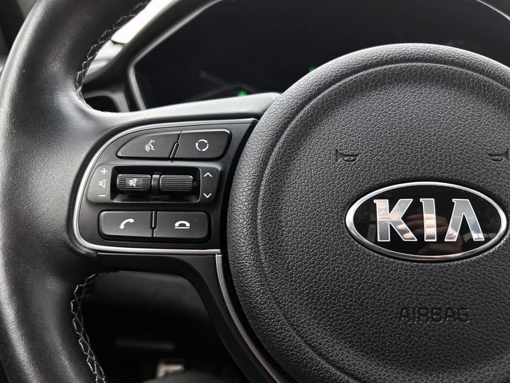 Kia Niro 1.6 gdi hybrid executiveline | leder | automaat | navigatie | sunr