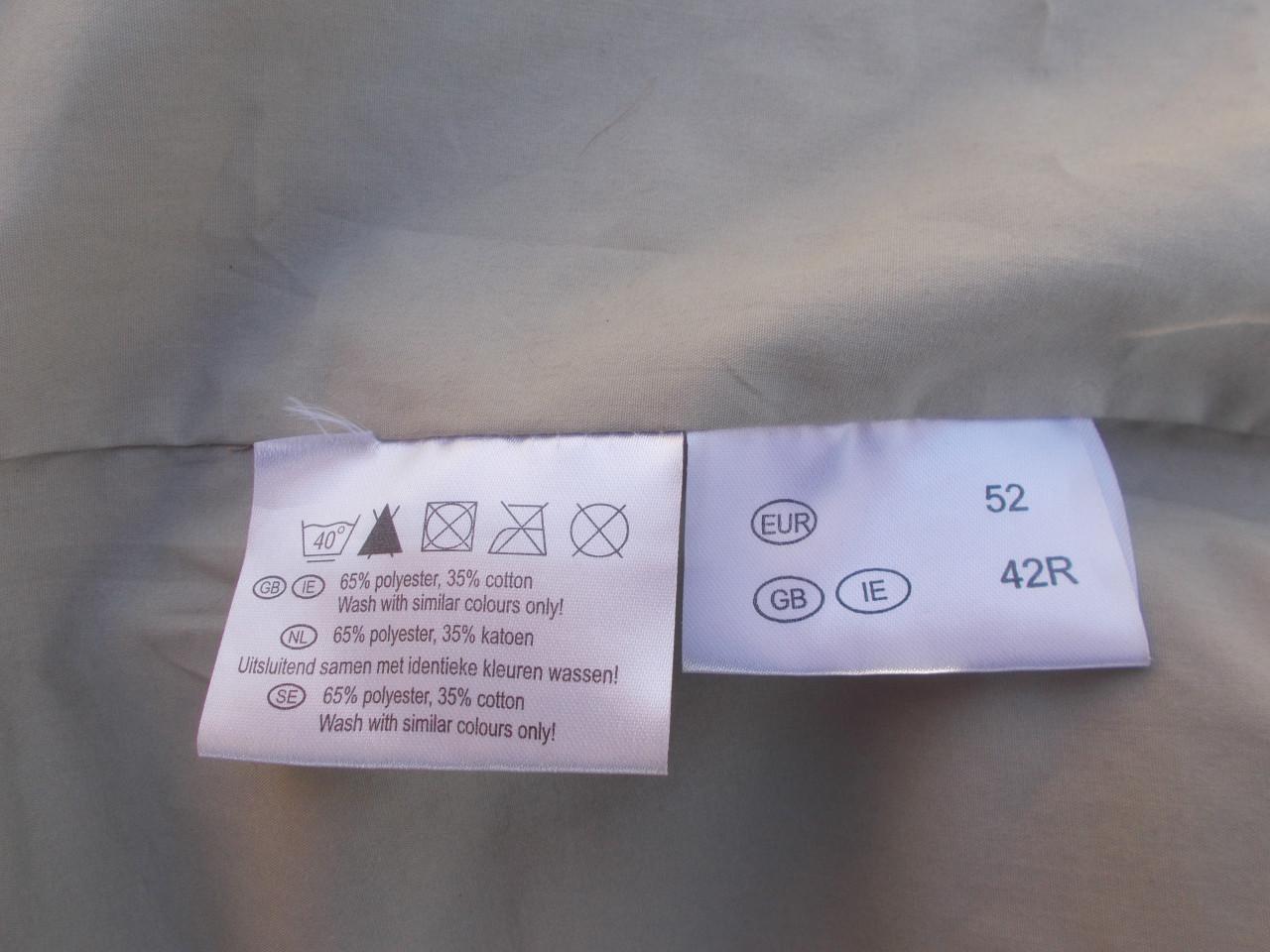 Vliegvisvest maat 52  in goede staat