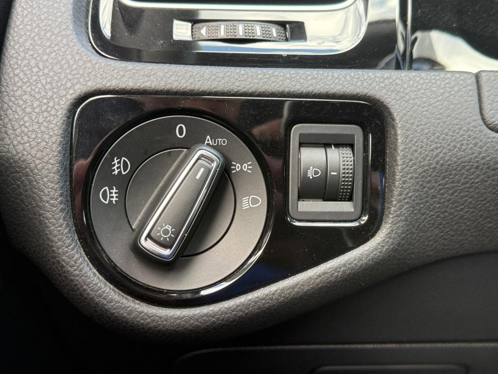 Volkswagen Golf 1.2 tsi business edition