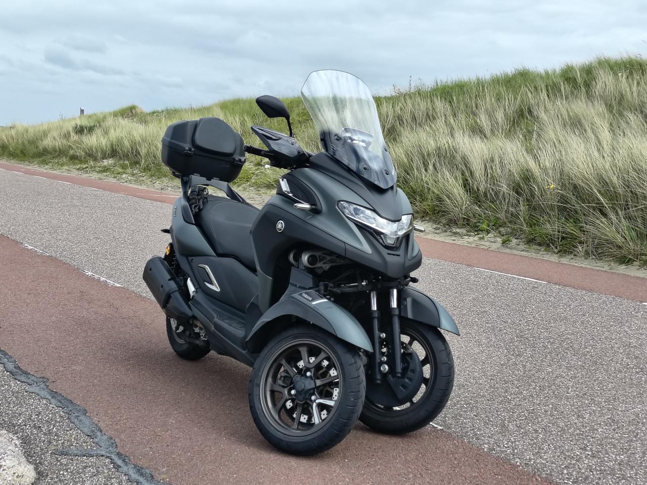 Yamaha tricity 300