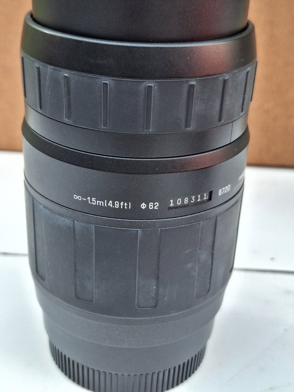Lens tamron 75-300