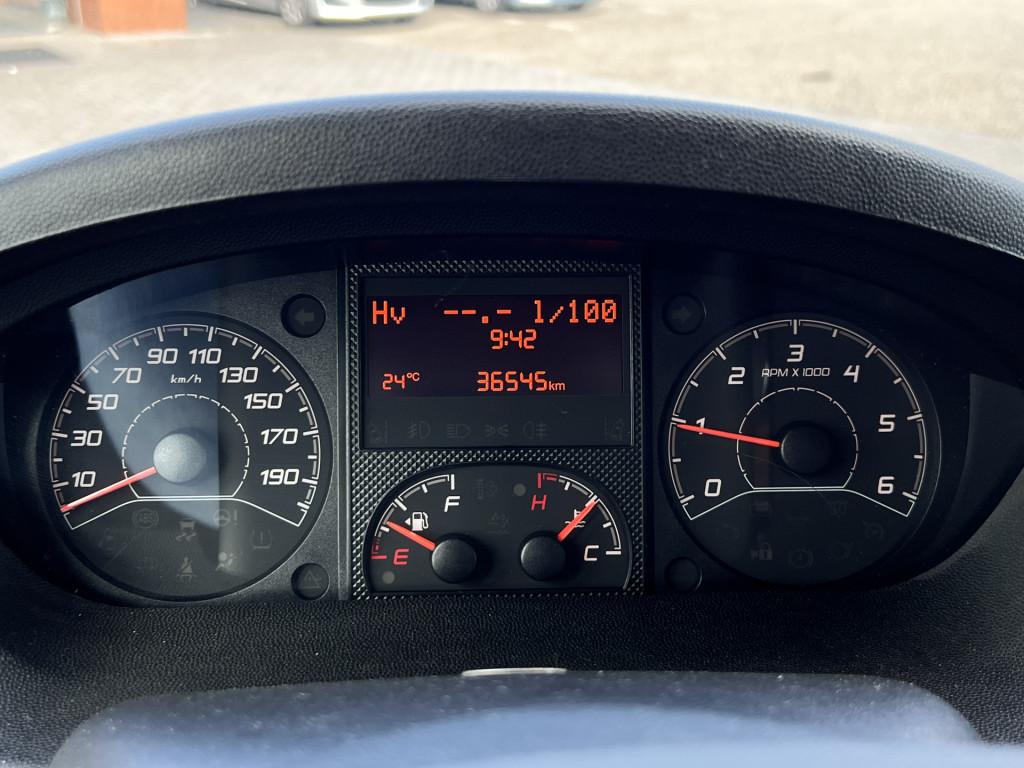 Chausson Onbekend 757 welcome | 2 enkele bedden + 1 groot bed | camera | tv