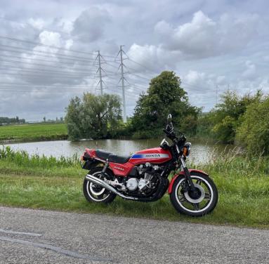 Honda boldor 900 F 1979  goede staat--- blok 500 km