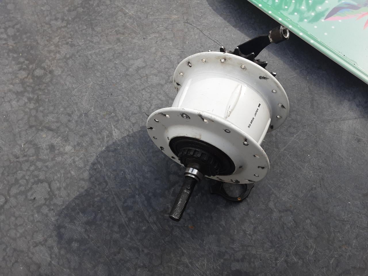 Shimano Nexus 8 speed naaf  ( 36 gaats  )