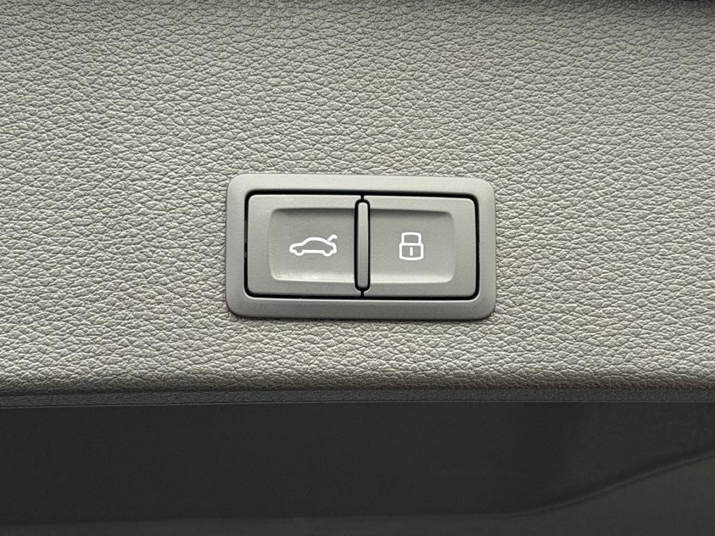 Audi Q2 35 tfsi 150pk s-tronic advanced | virtual | camera | carplay | elek