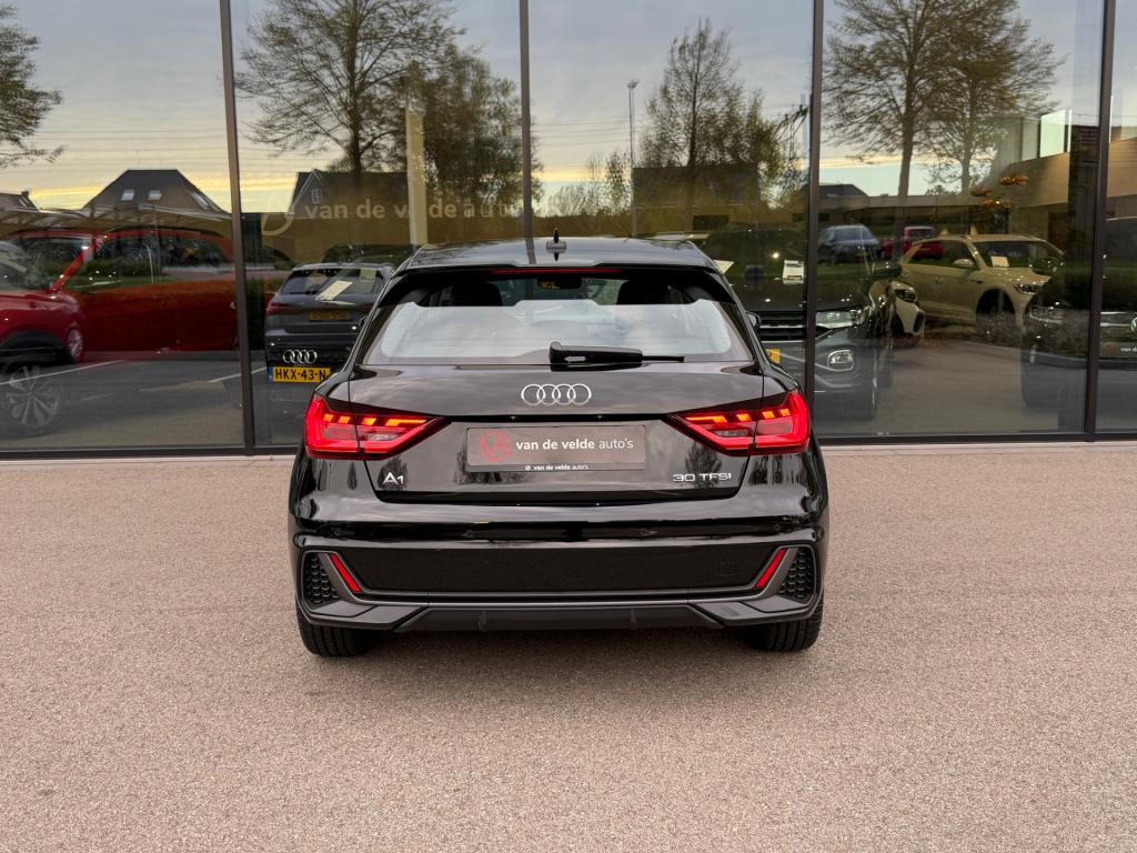 Audi A1 Sportback 30 tfsi 116pk s-tronic s-line | navi | virtual cockpit | 