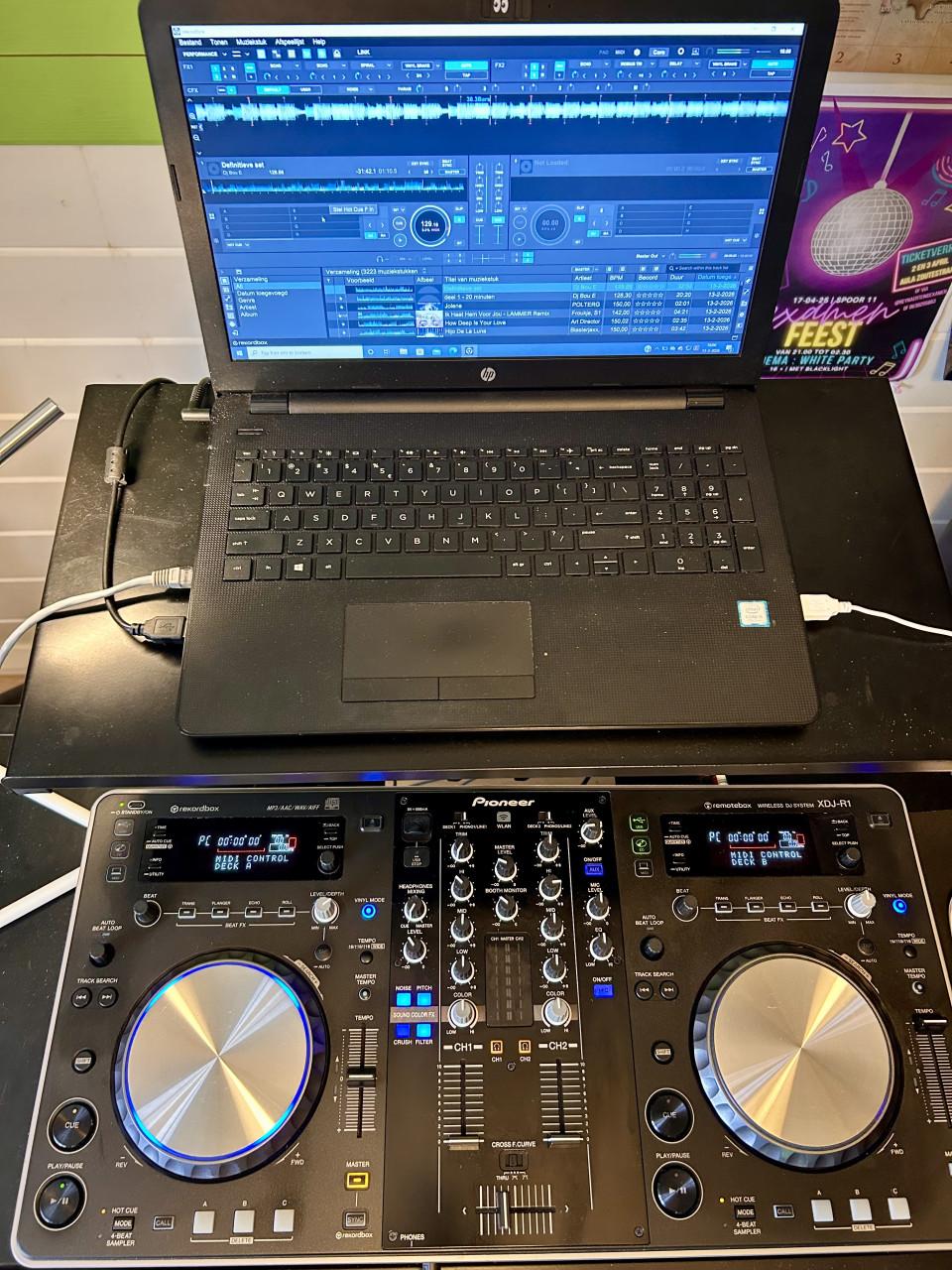 Pioneer Dj set - XDJ - R1