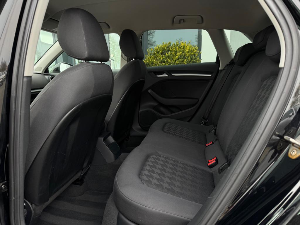 Audi A3 sportback 1.4 tfsi cod attraction pro line * cruise control * pdc *