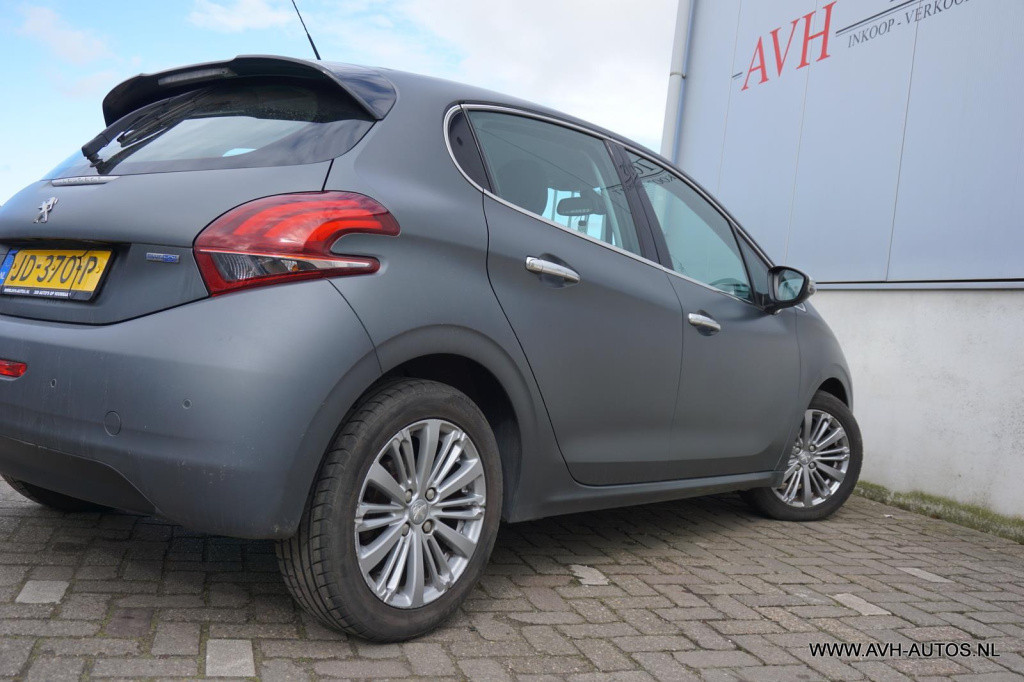 Peugeot 208 1.6 bluehdi blue lease executive, lesauto!