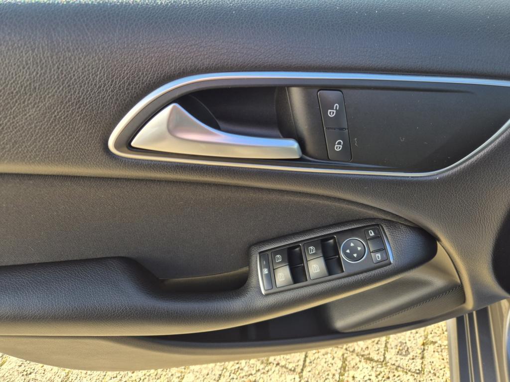 Mercedes-Benz B-Klasse 180 ambition