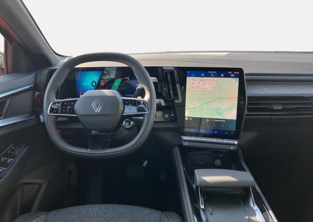Renault Austral 1.2 e-tech full hybrid 200 techno - nieuw model / panoramis