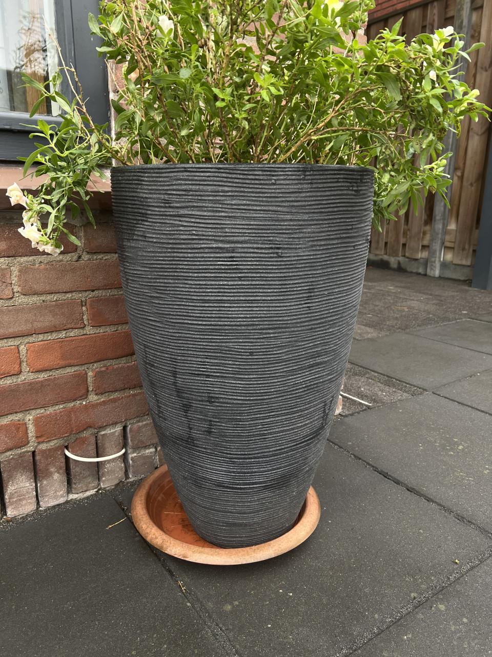 Capi Europe bloempot Waste Rib antraciet D 46 H 60 cm