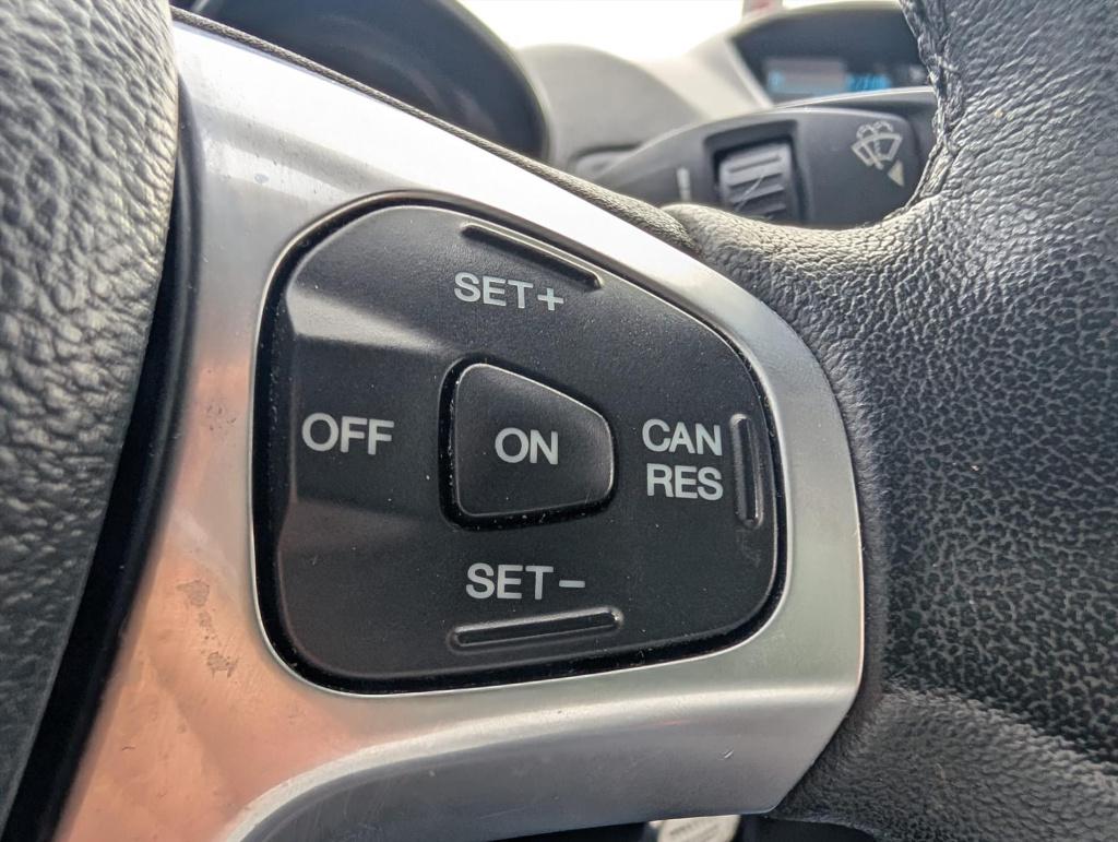 Ford Fiesta 1.0 ecoboost 100pk 5d titanium , cruise controle , trekhaak