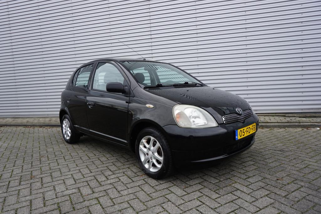 Toyota Yaris 1.0-16v vvt-i luna