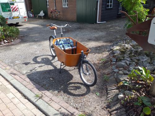 """MOOIE BABBOE CITY BAKFIETS ZO GOED ALS NIEUW """"